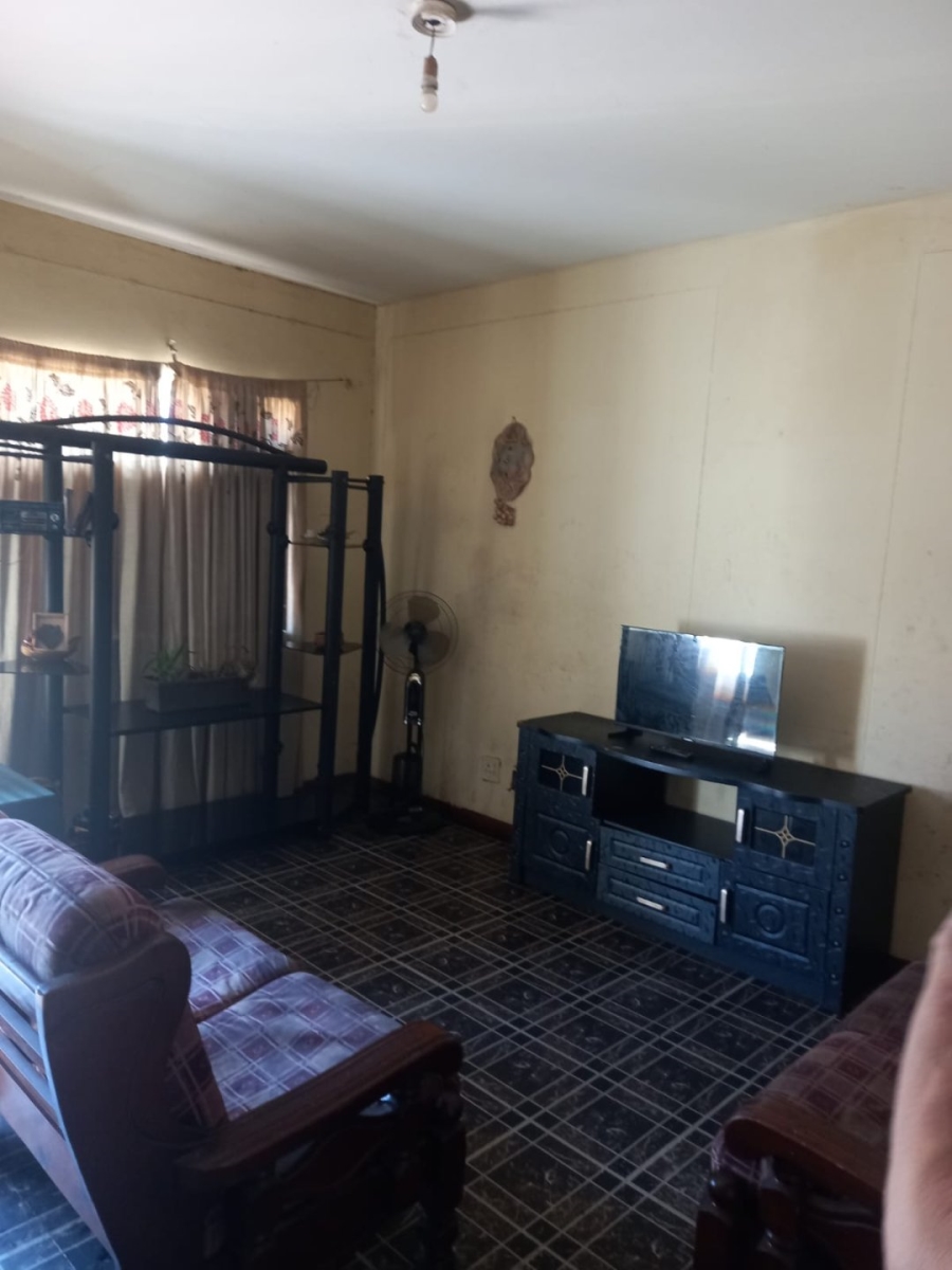 2 Bedroom Property for Sale in Sidwell Eastern Cape